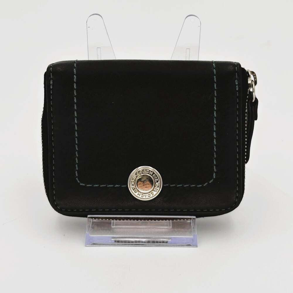 Coach Chelsea Navy Pebbled Leather Small Bifold Zipper Wallet